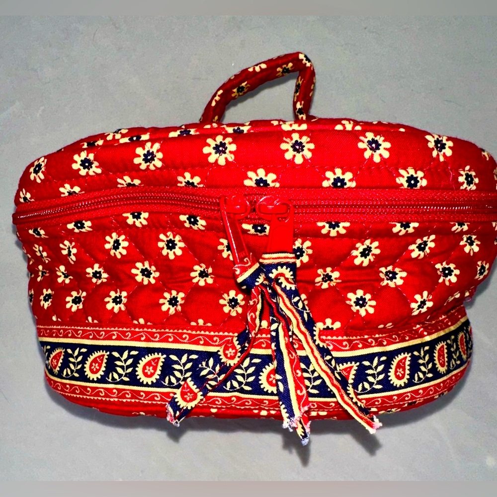 Vera Bradley Home & Away Cosmetic Travel bag Americana Red Paisley NWOT